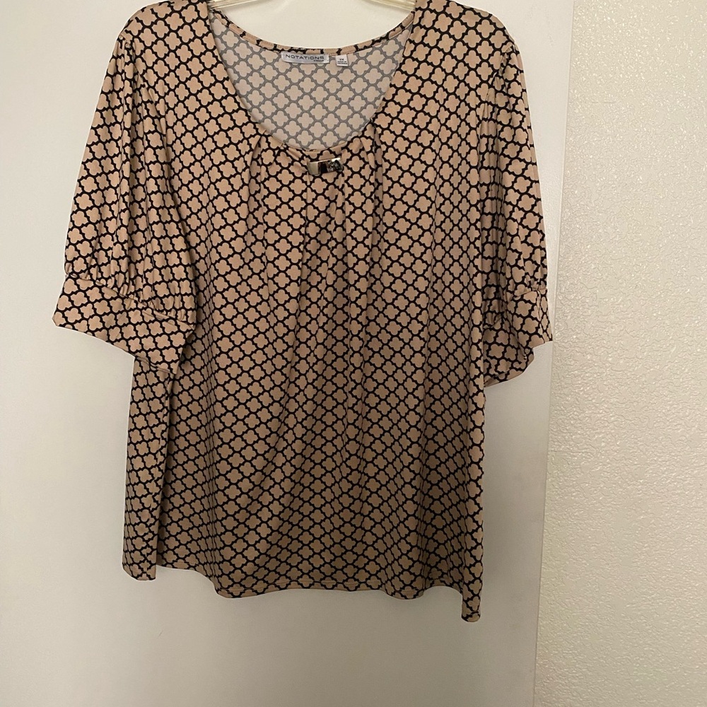 Notations Cream Flutter Sleeve Blouse